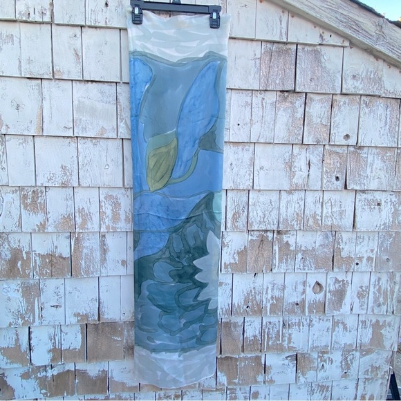 Silk Blue/White Lightweight Scarf/Wrap - Picture 2 of 9